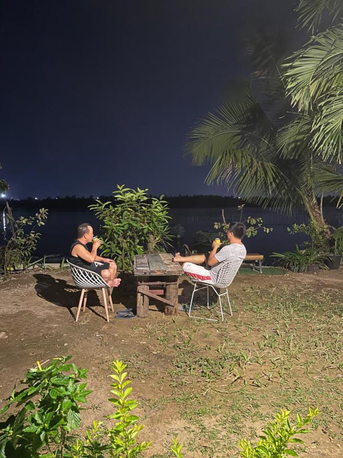 Coral Riverside Homestay & Hostel Hoi An Exterior foto