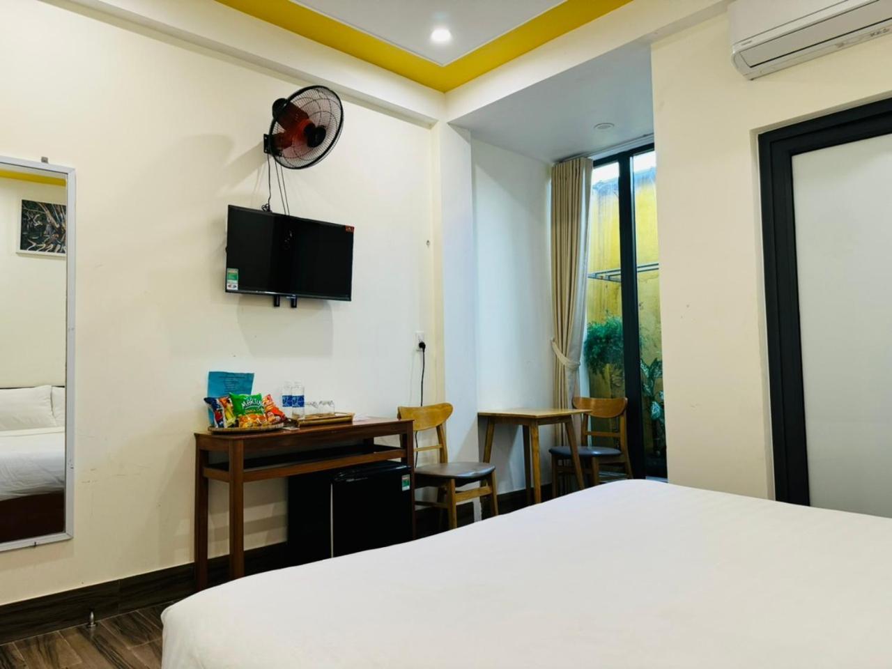 Coral Riverside Homestay & Hostel Hoi An Exterior foto